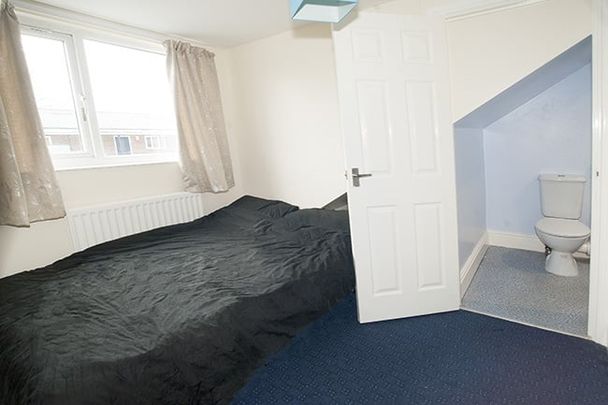 Room in a Shared House, Neill Road, S11 - Photo 1