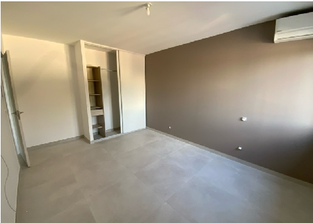 COURNONSEC - Villa en R+1 de 128 m² avec extérieur et garage - Photo 4