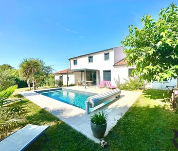 AIGREFEUILLE Maison 7 pièces 165 m2 avec piscine - Photo 4