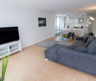 *****MÖBLIERTE DESIGNER-WOHNUNG IM MEDIENHAFEN***** Blick auf die G... - Foto 4