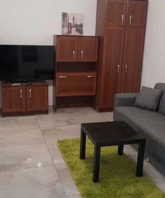 Închiriez casă la curte – Bucureștii Noi, Sector 1 - Photo 1