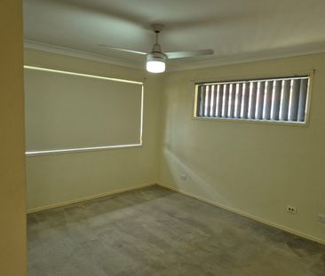Very Rare Low Set Unit in Lovely Victoria Cove - 3 bed / 2 bath - Photo 4