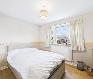 4 bedroom detached house to rent - Photo 6