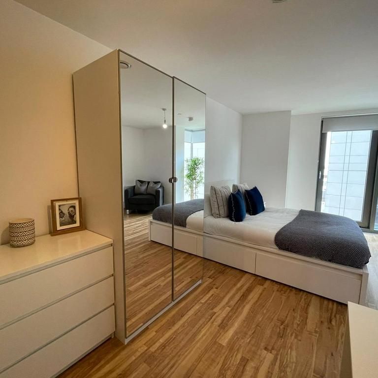 Studio to rent - Photo 1