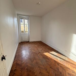 Appartement T2 - Centre Montrevel en Bresse - Photo 2