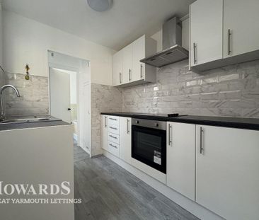 3 bedroom terraced house to rent - Photo 3