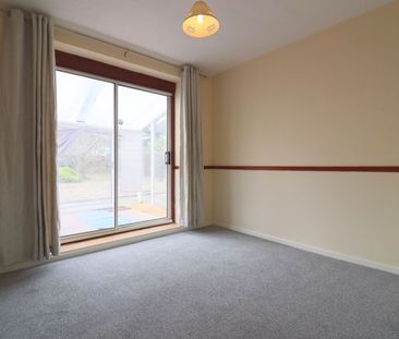 Meadowleaze, Gloucester - Photo 5