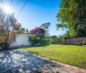 Charming Family Home! Dual Access! - Photo 6