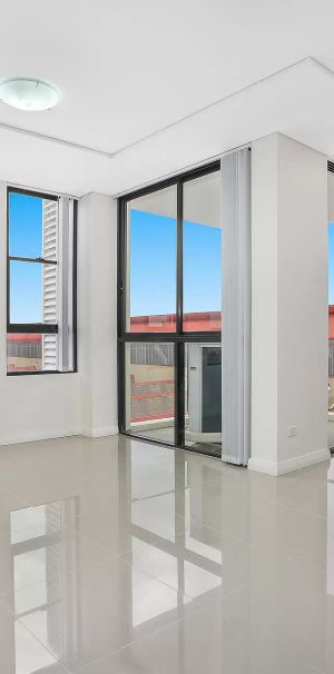 MGM MARTIN - TWO BEDROOM APARTMENT - Photo 1