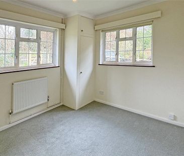 2 bedroom bungalow to rent - Photo 2