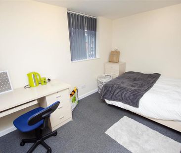 6 bedroom house to rent - Photo 5