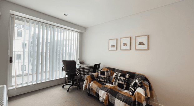 One Beddy City Apartment - Close to Everything! - Photo 1