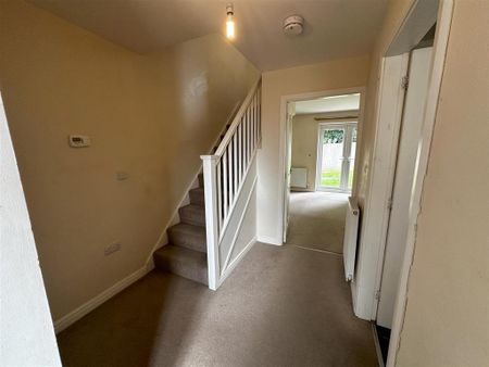 2 bedroom semi-detached house to rent - Photo 2