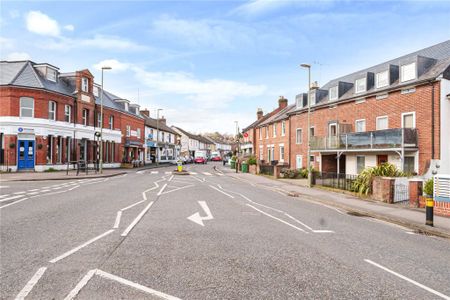 1 Bedroom Flat / Apartment - Stockbridge Road, Winchester - Photo 5