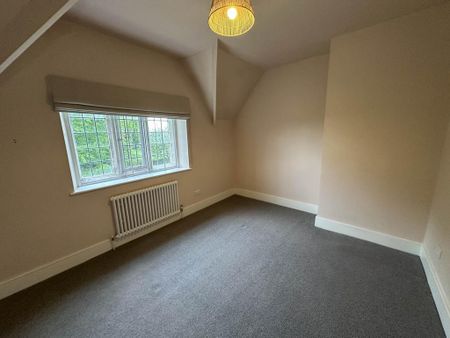 2 bedroom semi-detached house to rent - Photo 3