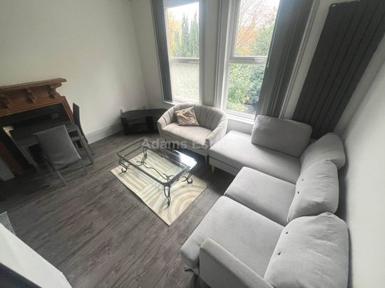 Price £1,650 pcm - Available Now - Furnished - Photo 1