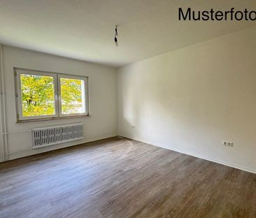 frisch sanierte 2,5-Zimmer-Wohnung mit Balkon - Foto 1