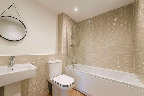 Beck View Way, Shipley, BD18 - Photo 1