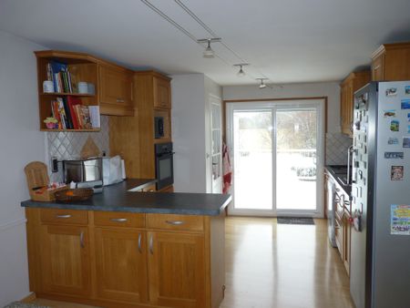 Location Maison 10 pièces 229m² TROYES 10000 - Photo 2