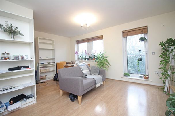 1 Bedroom Flat To Let - Photo 1