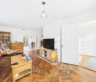 3 bedroom semi-detached house to rent - Photo 4