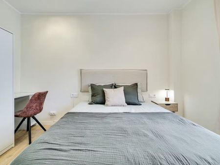 Avinguda de les Drassanes, Barcelona, Catalonia 08001 - Photo 3