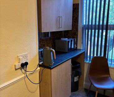 5 Bed Terraced House, Northumberland Road, CV1 - Photo 3