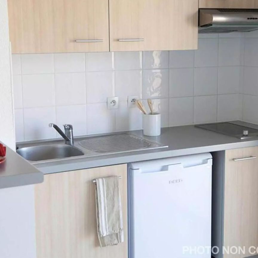 location Appartement T2 DE 44.45m² À LE HAILLAN - Photo 1