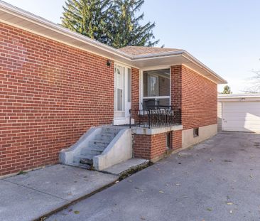 For Lease - 30 Wexford Boulevard, Toronto, Ontario - Photo 6