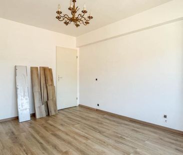 Appartement te huur in Ronse voor € 725 met 2 slaapkamers - Photo 1