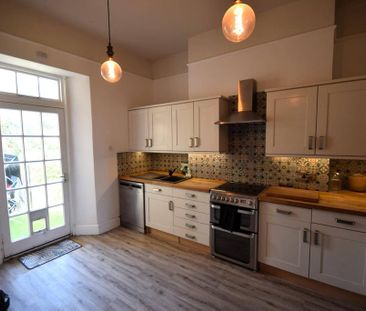 3 bedroom maisonette to rent - Photo 5