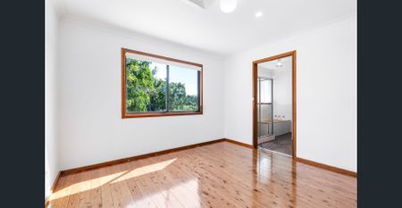 Great Family Home Awaits! - Photo 3