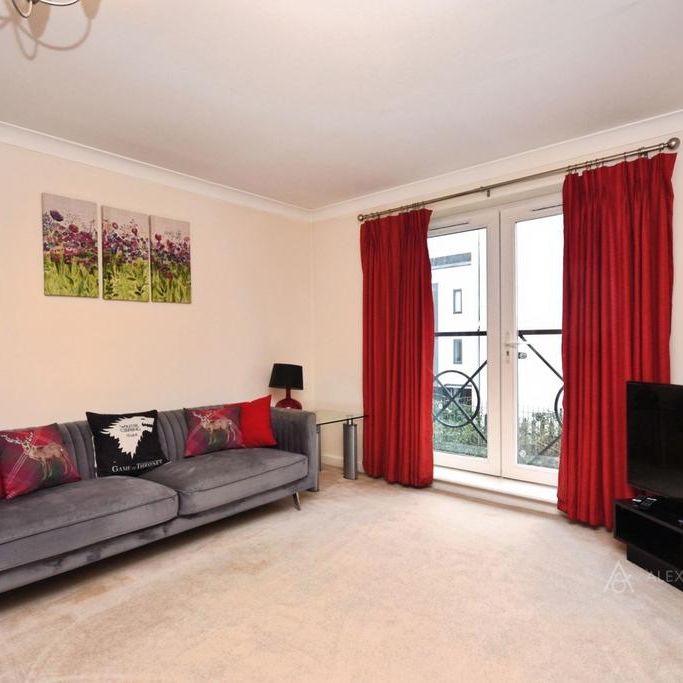 2 bedroom flat to rent - Photo 1