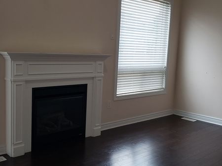 For Lease - 30 Gower Crescent, Brampton, Ontario - Photo 2