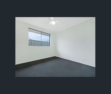 MODERN 3 BEDROOM DUPLEX IN POPULAR ESTATE - Photo 5