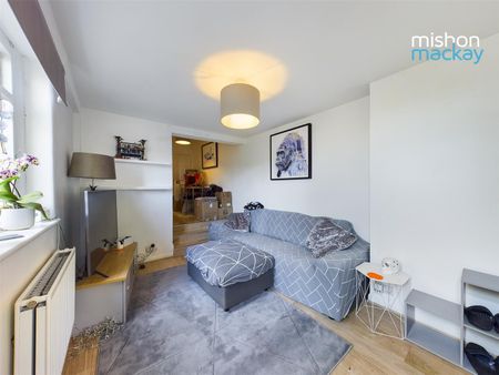1 bedroom apartment to rent - Photo 2