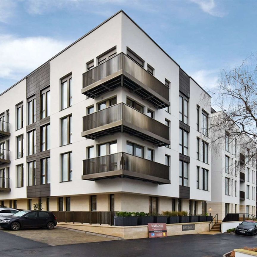 A one bedroom apartment in the Rivershill development. Benefitting from off street parking and use of a residents gym. - Photo 1