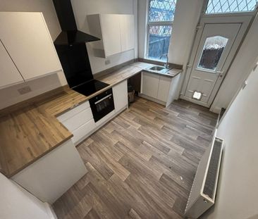 2 bed Terraced - To Let - Photo 1