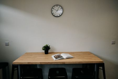 6 Bed Terraced House, Burley Lodge Road, LS6 - Photo 5