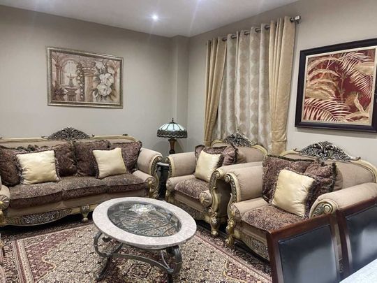 For Lease - 4 Louisburg Crescent, Brampton, Ontario - Photo 1