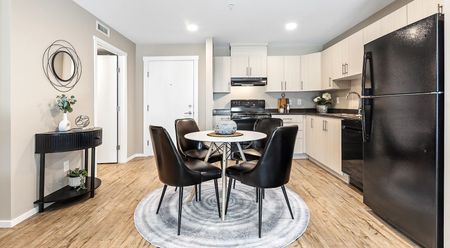 Trinity Crossing Apartments - Photo 5