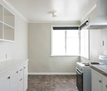 Hokowhitu rental - 3 bedrooms - Photo 2