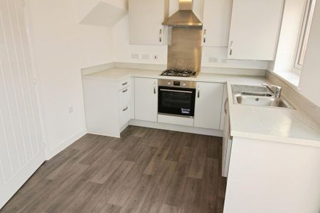 3 bedroom end of terrace house to rent - Photo 5