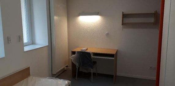 Appartement - T1BIS - OYONNAX - Photo 2