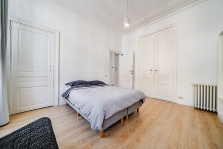 Room at Rue Charles Quint 55 - Photo 4