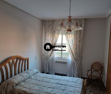 Piso de alquiler en Hospital - Photo 6