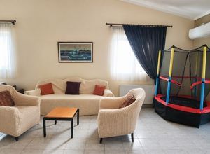Μεζονέτα για ενοικίαση - Ρίο, - Photo 1