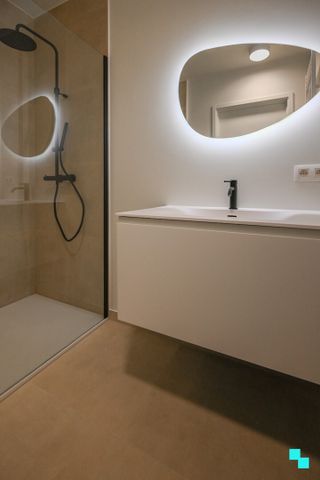 Hoogwaardig afgewerkt tweeslaapkamerappartement aan Kasteel Blauwhuis - Photo 5