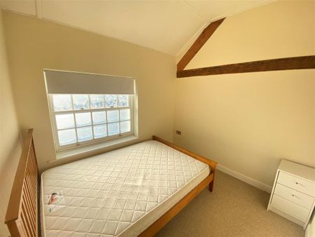 2 bedroom terraced house to rent - Photo 3