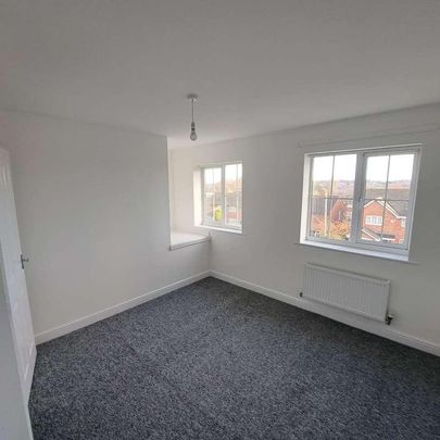 Bedford Road, West Bromwich, B71 - Photo 1